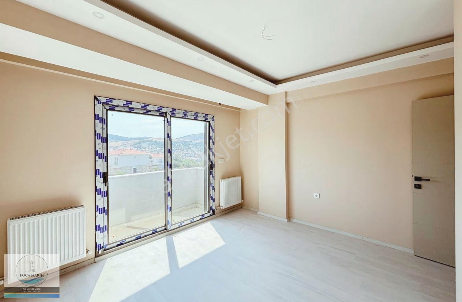 Yenifoça'da Teraslı Deniz Manzaralı 1+1 Daire - Görsel 10