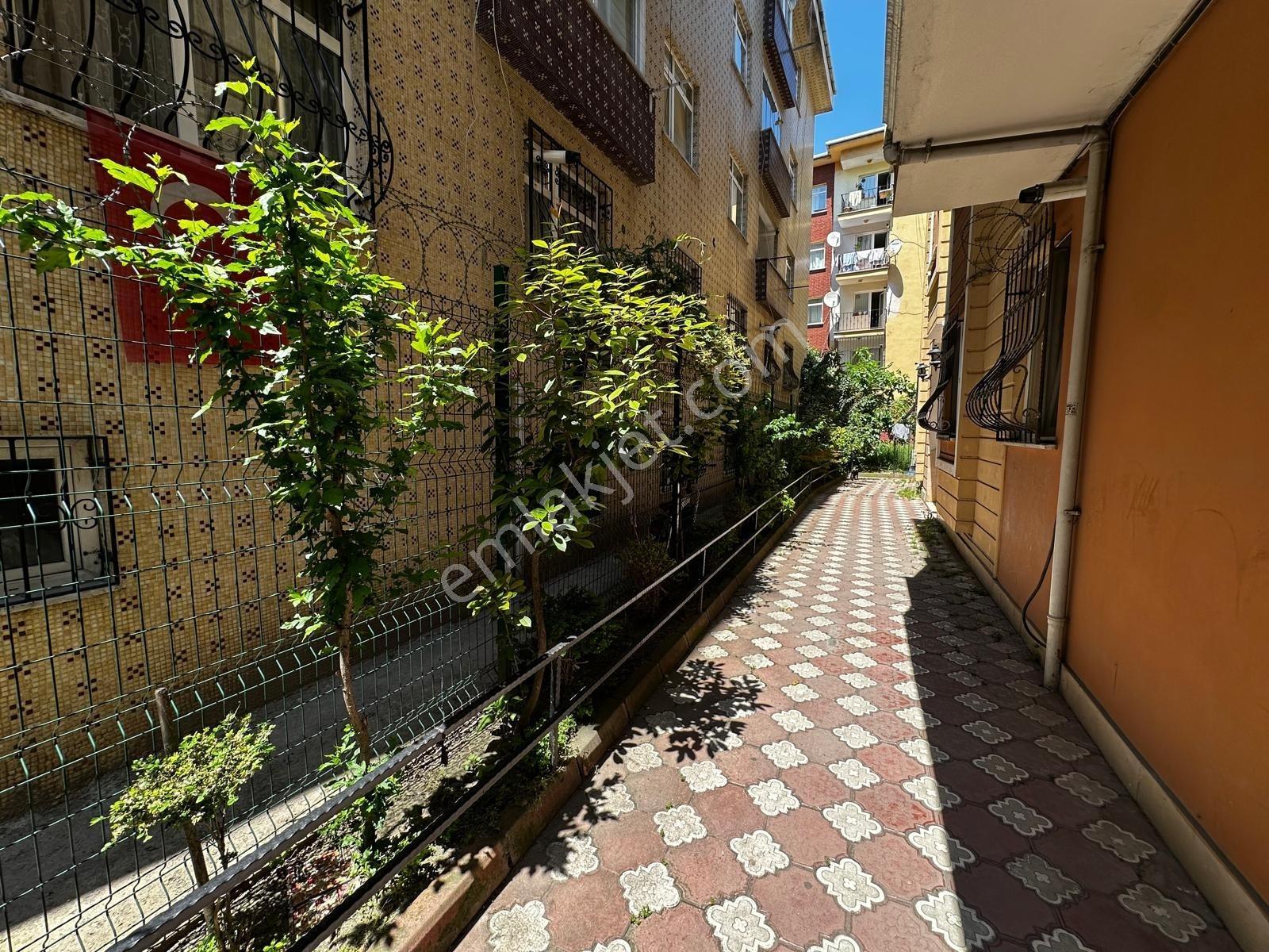 Bağcılar Kirazlı 3+1 Kiralık Daire 110 M2 Nefise Kasap - Görsel 2