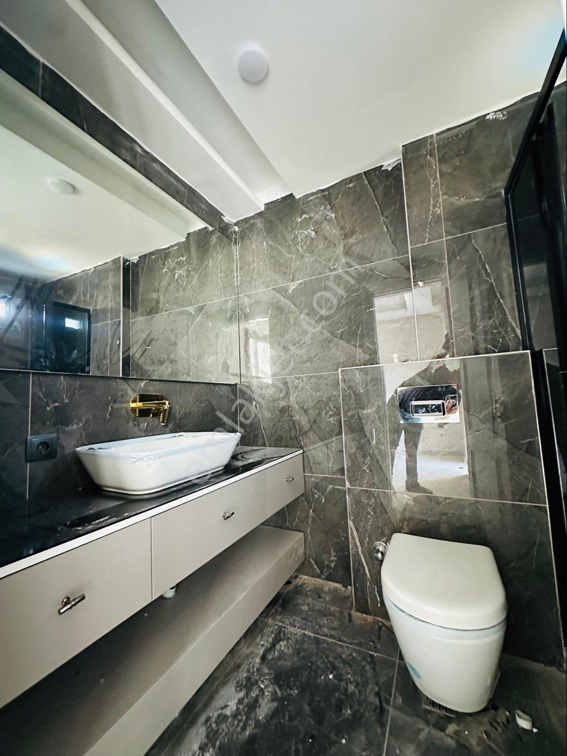 Mezitli Akdenizde Kiralık Deniz Manzaralı 3+1 Lüks Daire - Görsel 14