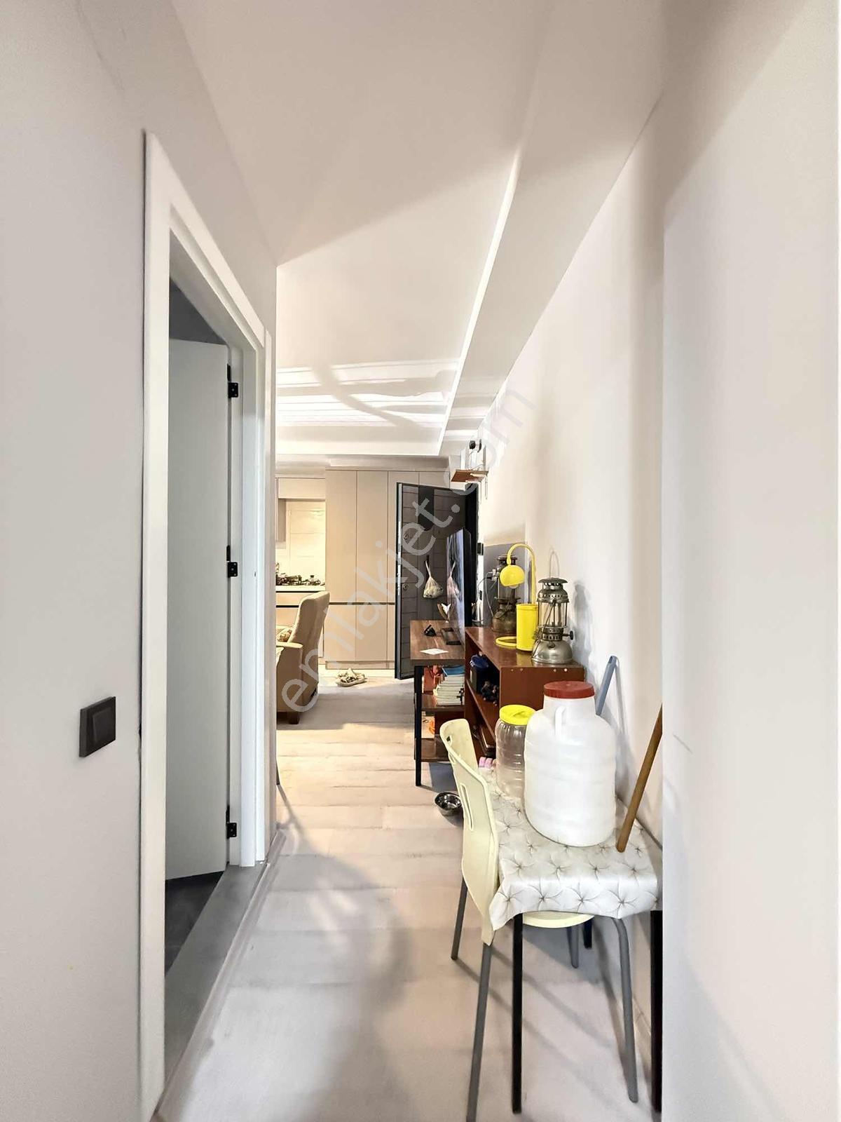 Sarıçam Boynuyoğun Mahallesi Az Katlı Sıfır 1+1 Site İçerisinde - Görsel 3