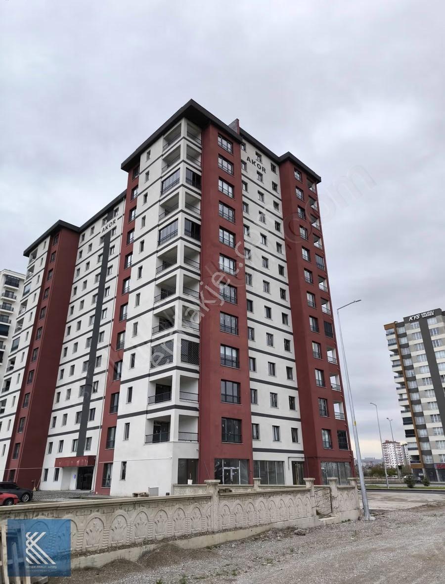 Zümrüt Mahallesi Nde Satılık Sıfır Lüks 4+1 Daire