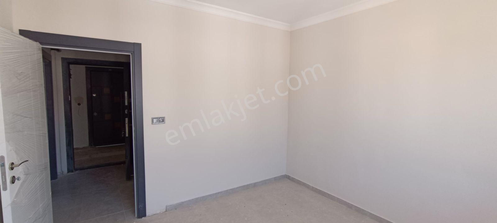 Ataşehir'de Kiralık 1+1 Harika Konumlu Daire (eşyasız) - Görsel 6