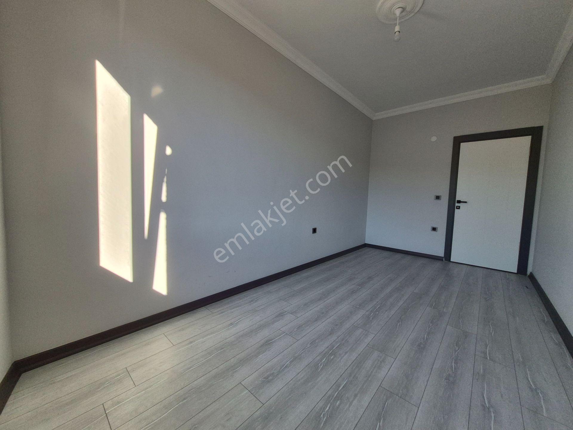 Akman'dan İstiklal Okuluna Çok Yakın 2+1 Kiralık Daire - Görsel 25
