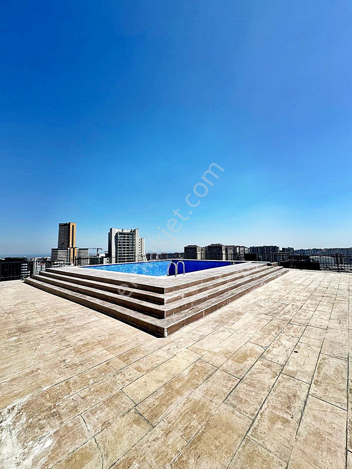 Cadde34 Yapı'dan Cumhuriyet'te Site İçerisinde 1+1 Kiralık Daire