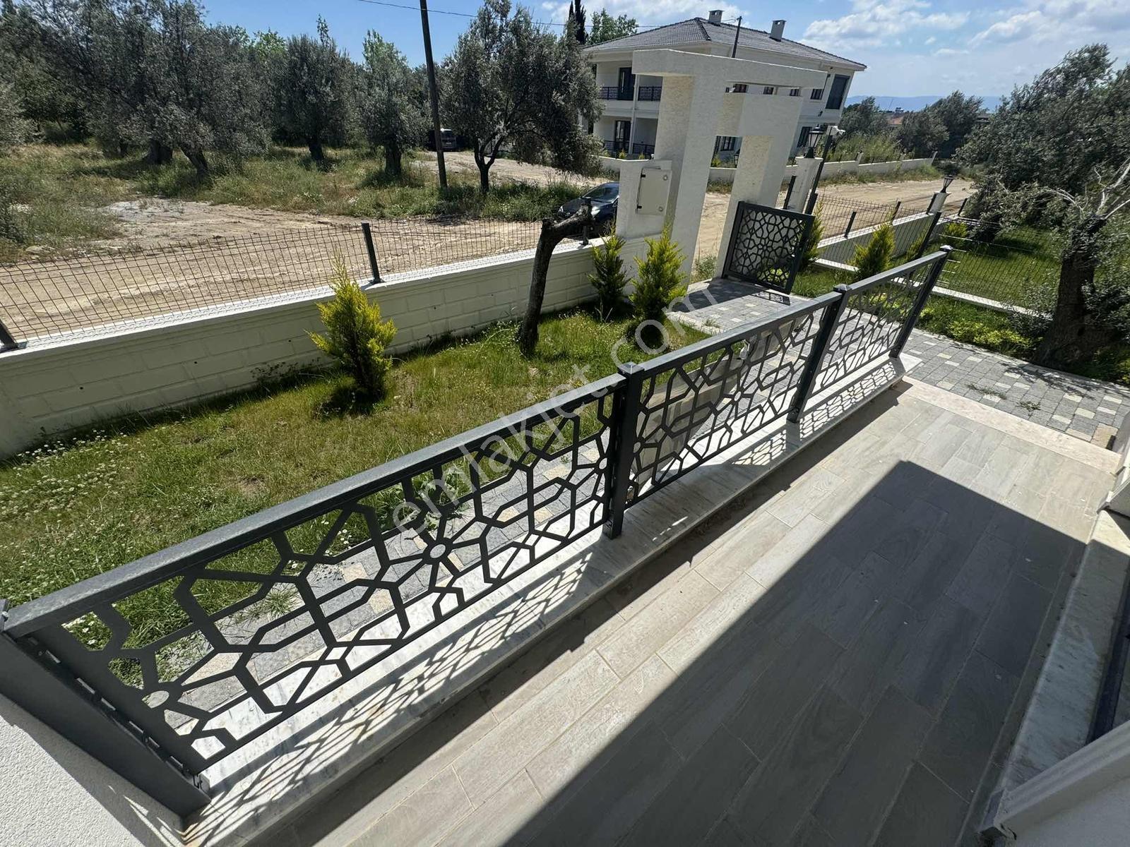 Güçlü Kardeşler Gürede Bahçe Kullanımlı 2+1 Daireler - Görsel 28
