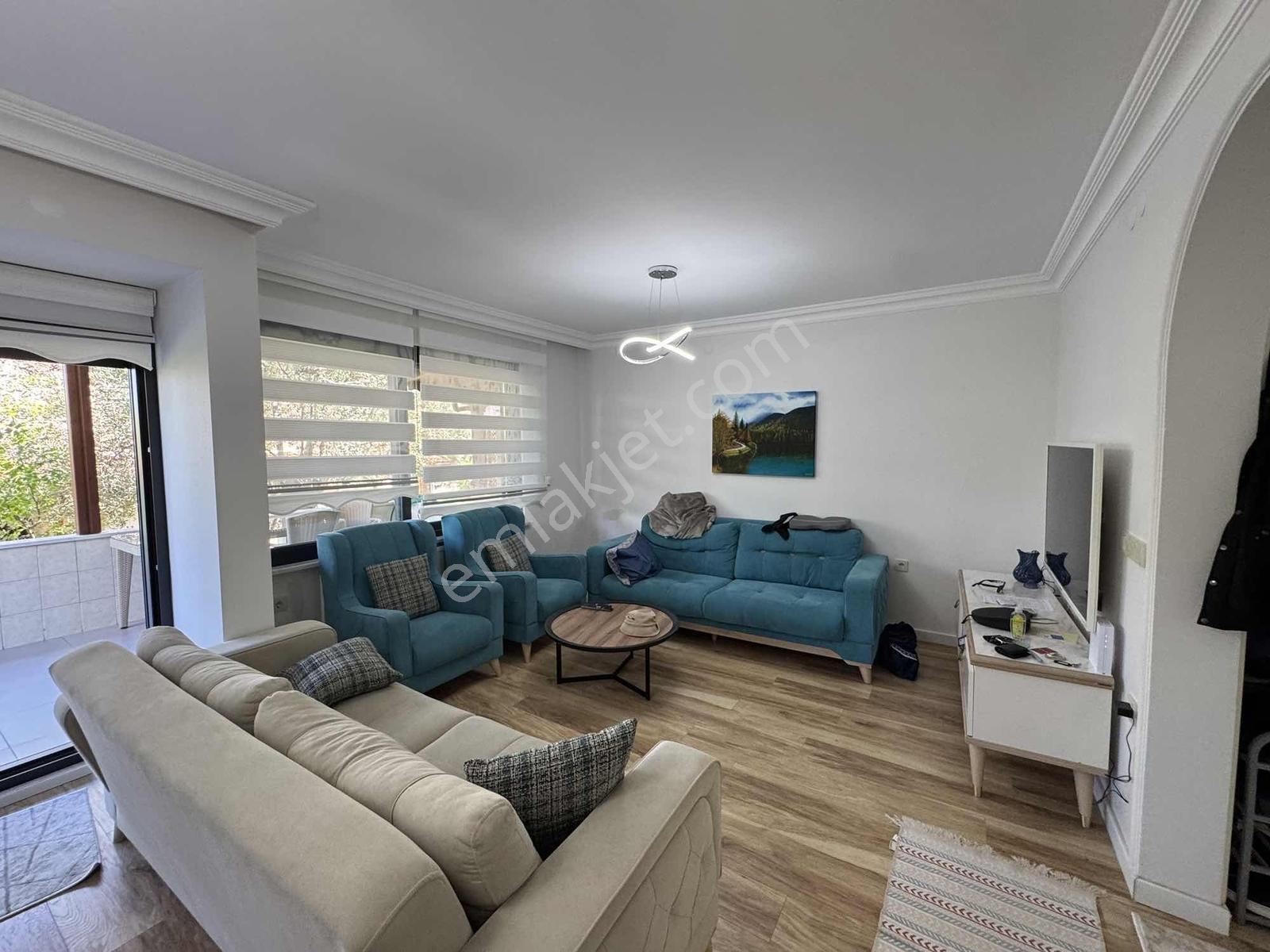 Güçlü Kardeşler Denize 200m 300m2 Arsaya Sahip 4+1 Fırsat Villa - Görsel 17