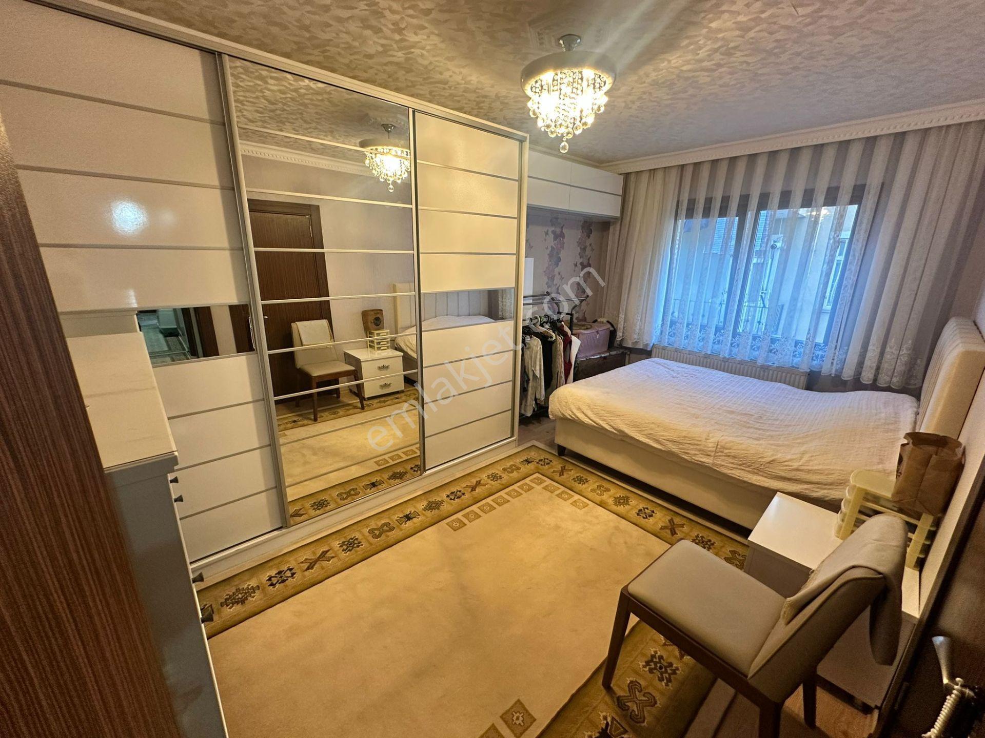 Aşağı Eğlence Yakını Orta Kat Ön Cephe 3+1 Çift Banyo + Kiler - Görsel 24