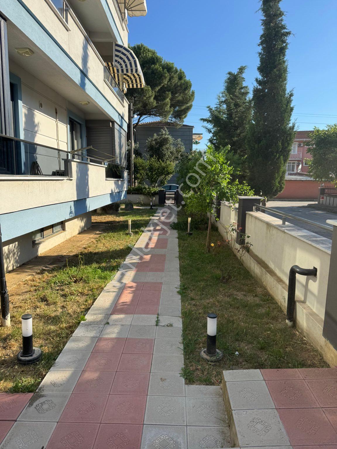 Erdek Sahil Mahallesinde Havuzlu Denize 100 Metre Site İçinde Satılık 2+1 Daire - Görsel 32