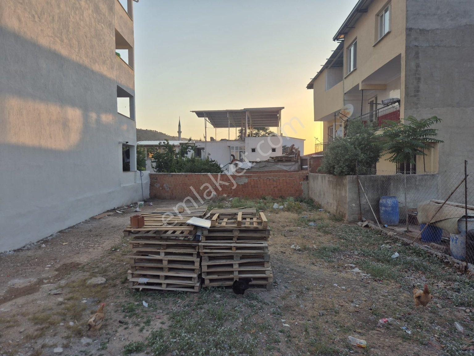 Manisa Merkez 212 M2 İmarli Arsa Tek Tap Turgut Ozal Mah - Görsel 3