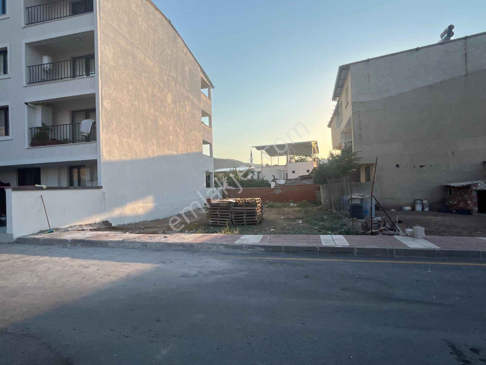 Manisa Merkez 212 M2 İmarli Arsa Tek Tap Turgut Ozal Mah - Görsel 2