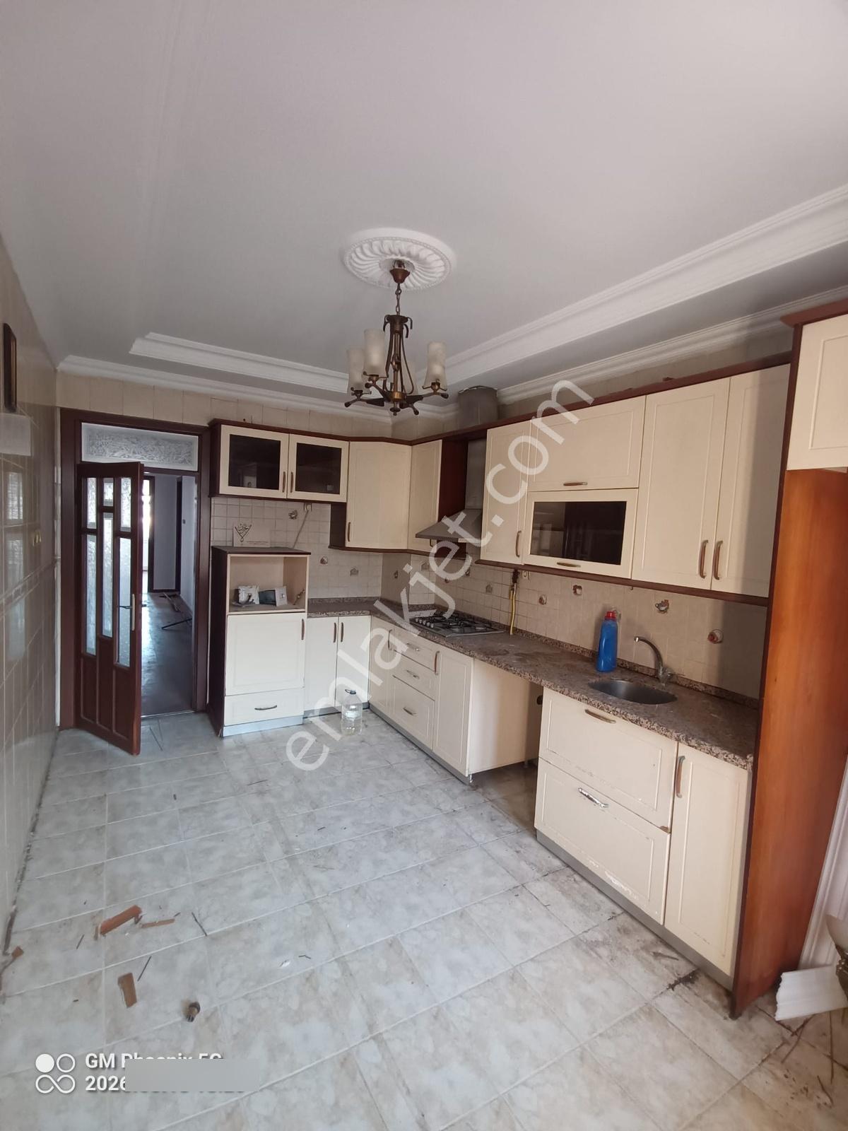 Serintepe Mahallesinde Doğalgazlı Geniş Kiralık 3+1 Daire - Görsel 13