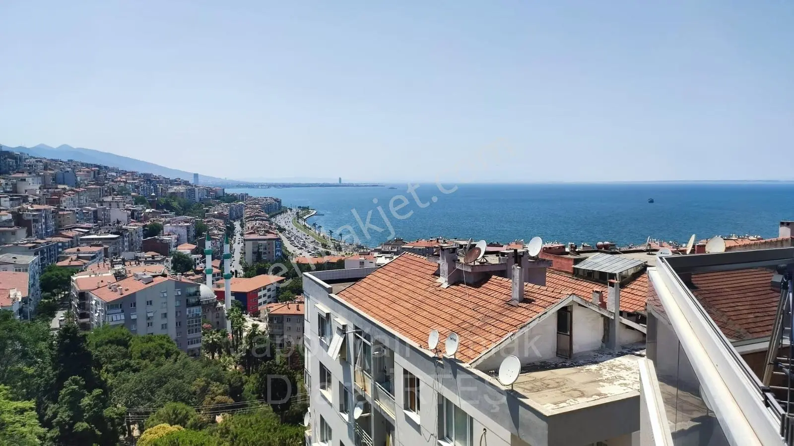 Karataş Deniz Manzaralı Otoparklı, Asansörlü Kiralık Daire