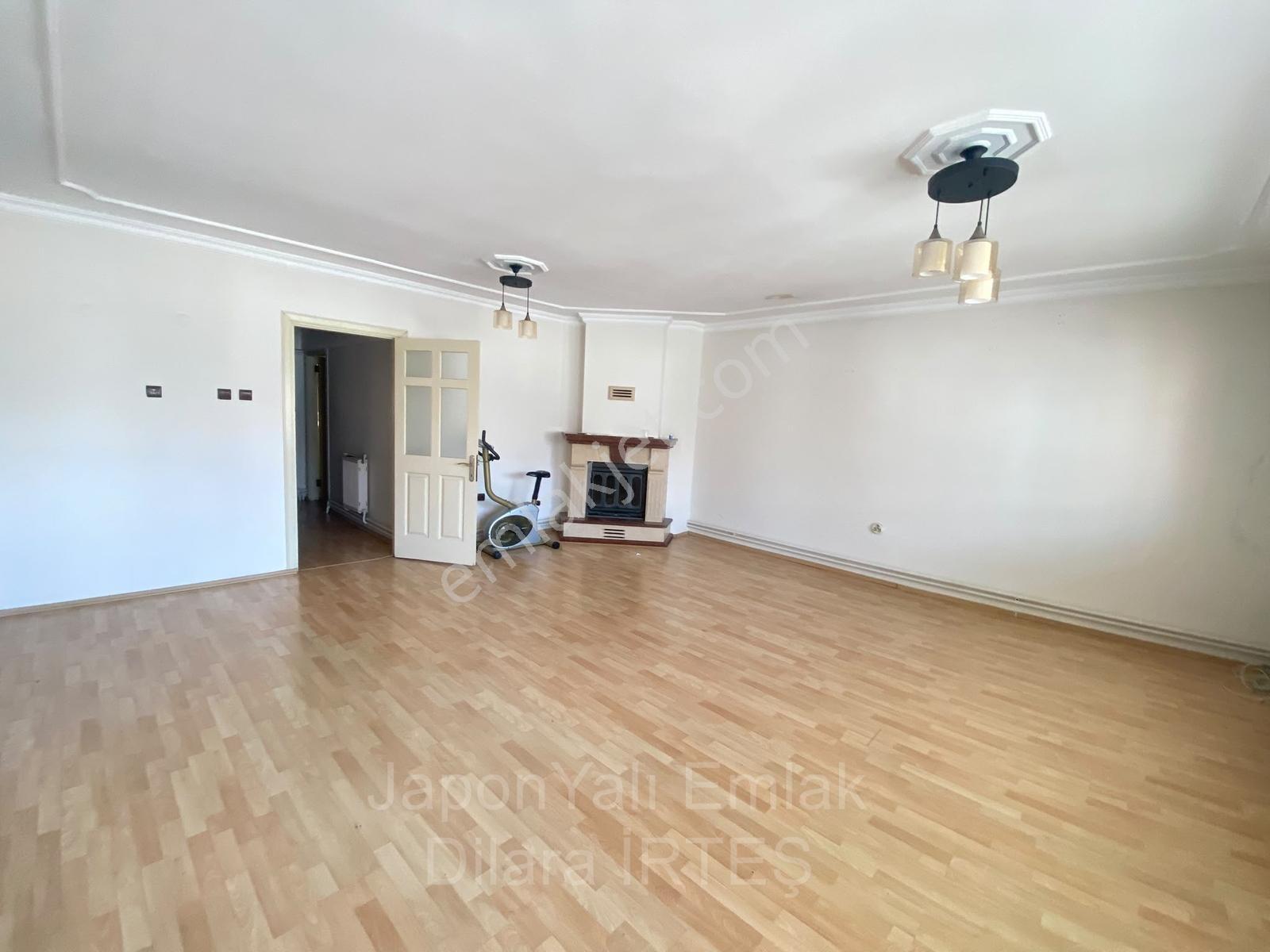 Karataş Deniz Manzaralı Otoparklı, Asansörlü Kiralık Daire - Görsel 13