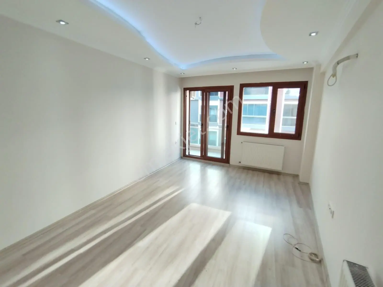 Karşıyaka Dedebaşı'nda Arakat Kombili 2+1 Kiralık Daire - Görsel 18