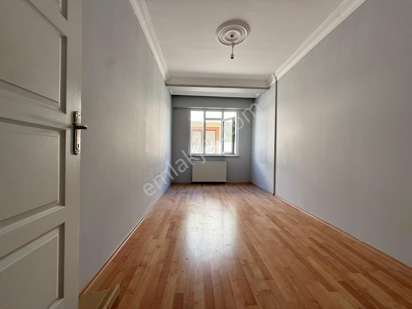 Hürriyet Mahallesi 2+1 Kiralık Daire Cadde Merkez Ulaşıma Yakın! - Görsel 19