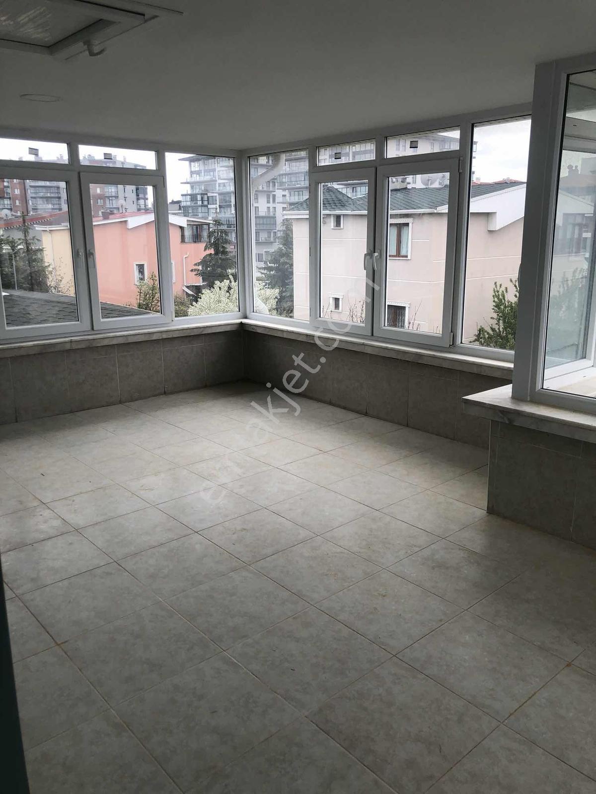 Gölbaşı Eymir'de Kiralık Lüks Villa: Kapalı Garajlı - Görsel 31