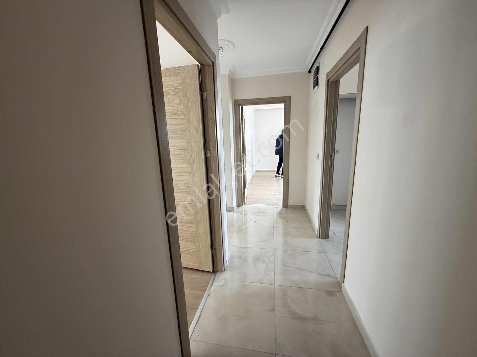Bütik Sitede İskanlı E5 Metroya Yürüme Açık Kapalı Otoparklı - Görsel 8