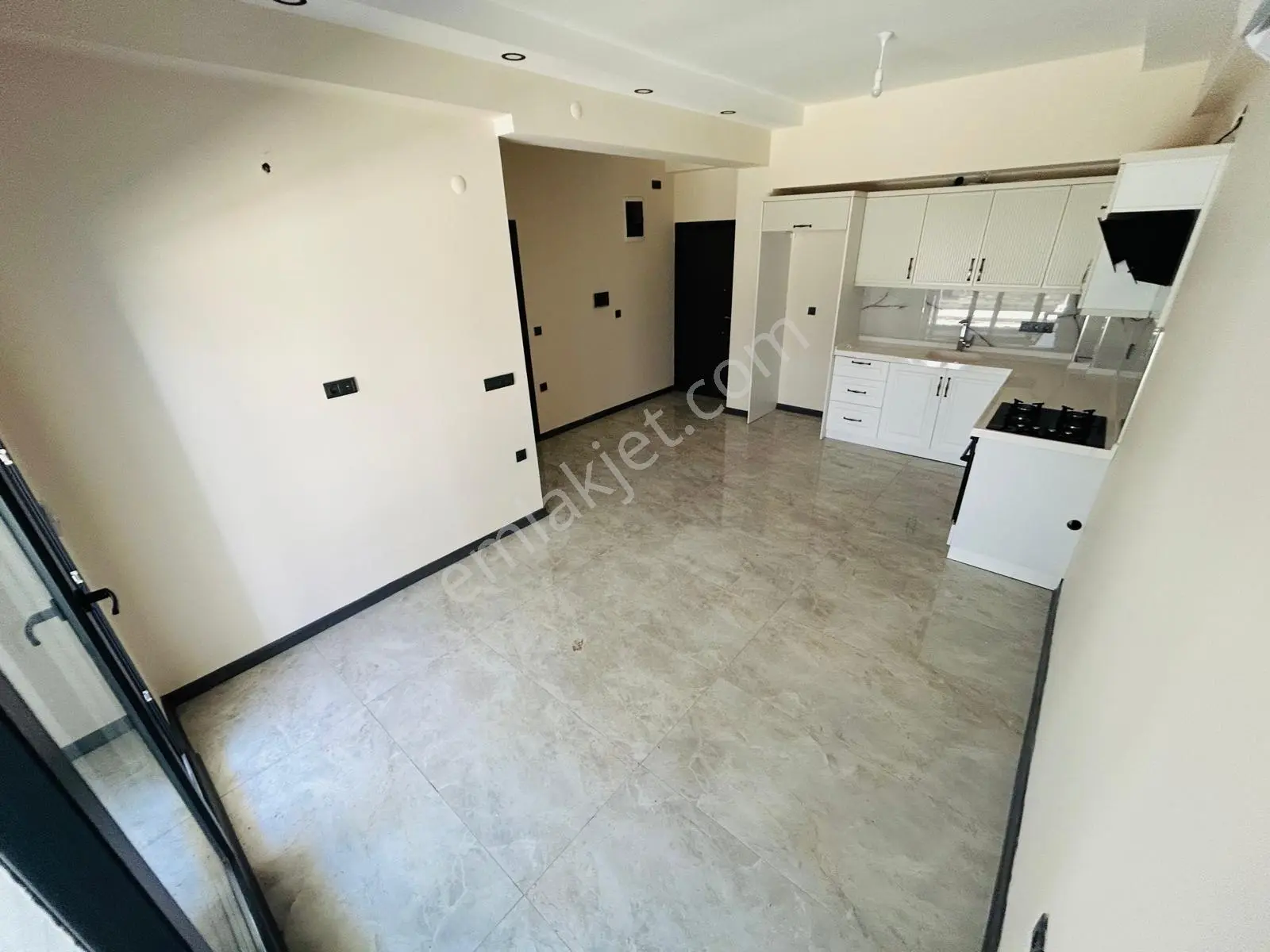 Yükselden Çamlıbelde Lüx Site İçinde Havuzlu 1+1 Kiralık Daire - Görsel 5