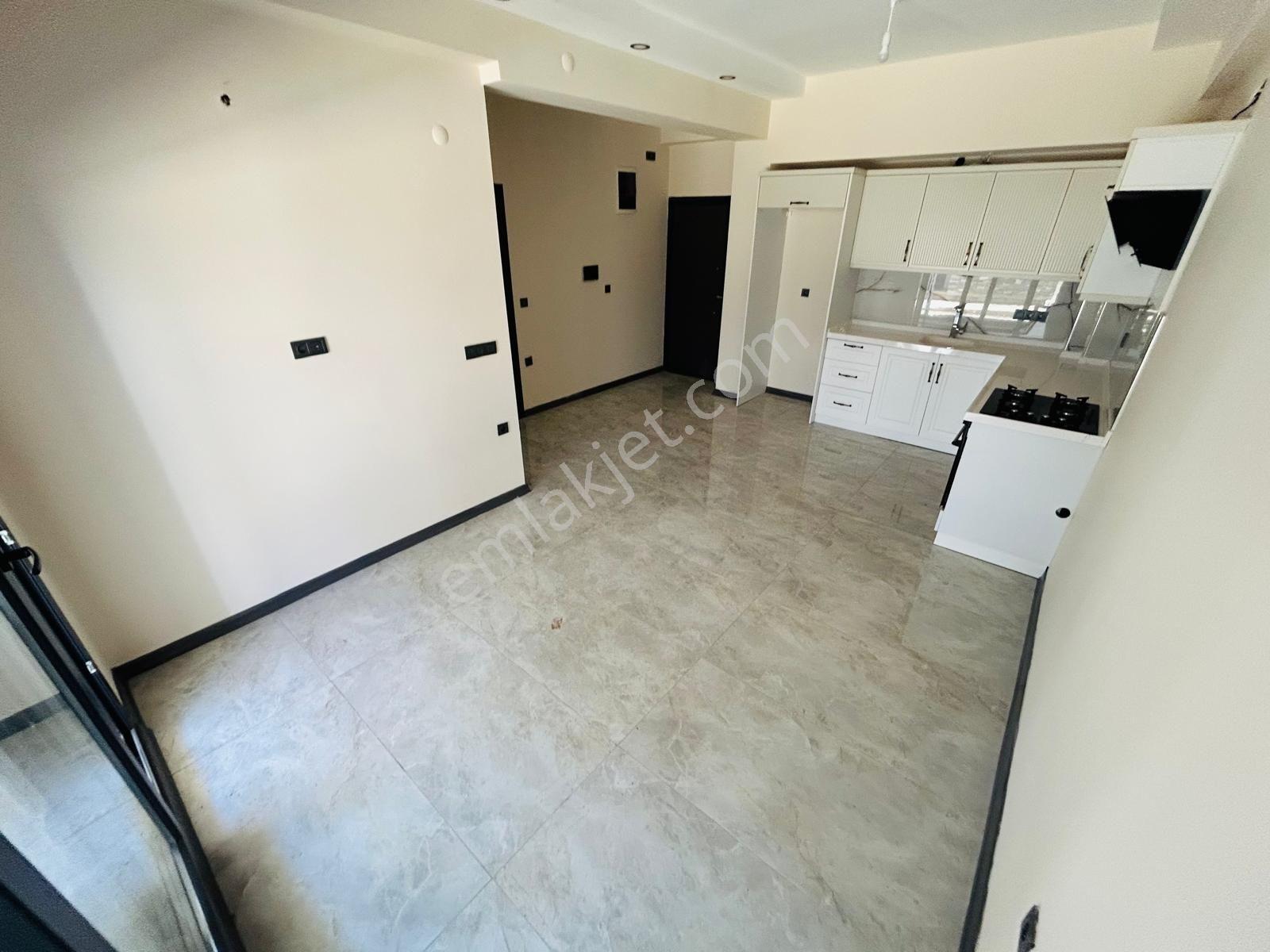 Yükselden Çamlıbelde Lüx Site İçinde Havuzlu 1+1 Kiralık Daire - Görsel 15