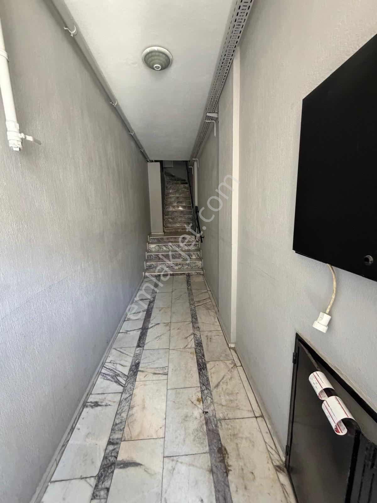 Yedieylül Mahallesi Eski Manisa Yolu Üzeri 220 M2 Kat Dubleksi - Görsel 23