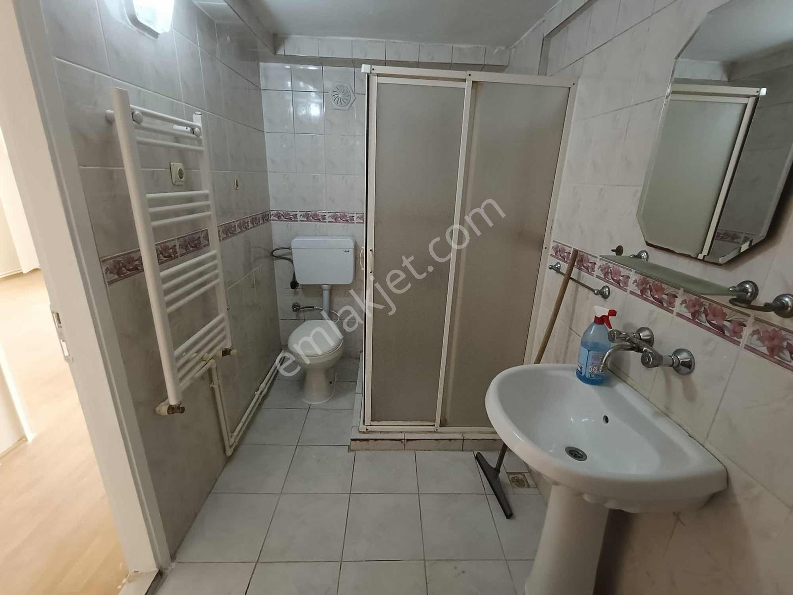 Yeşilyurt Ordu Caddesi Yakını 3+1 Kiralık Daire - Görsel 12