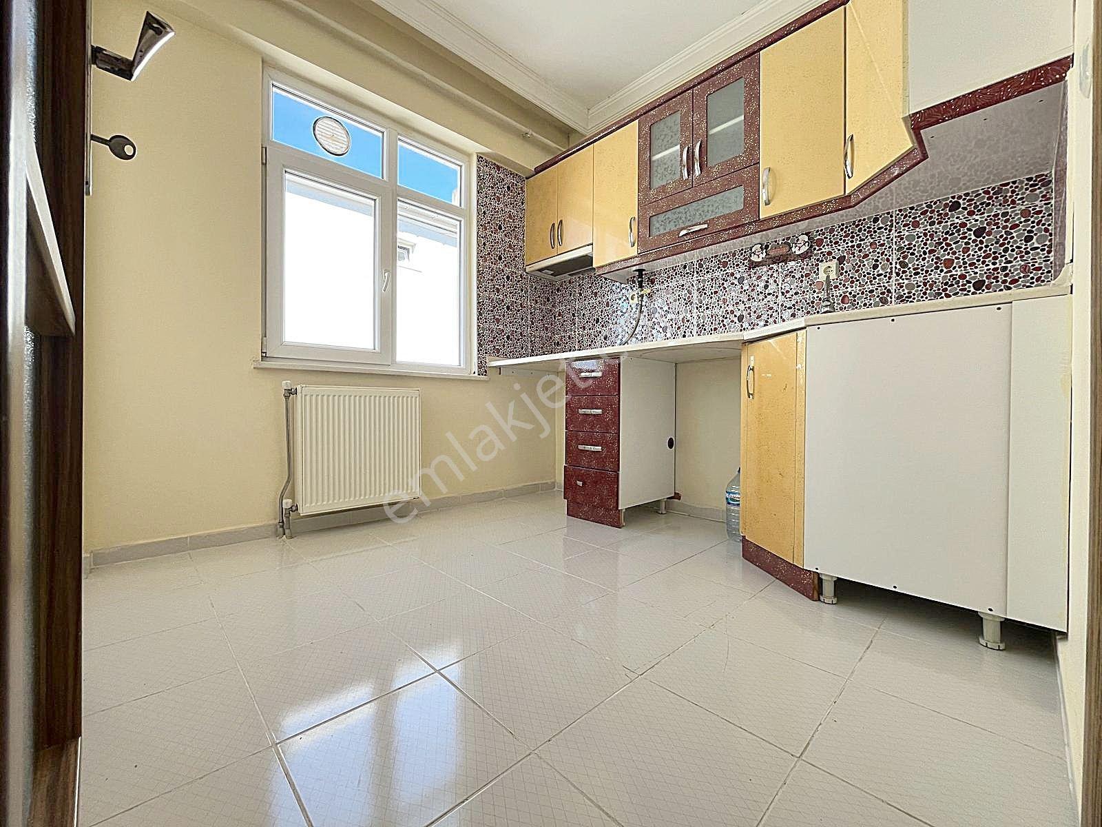 Az-er Yapıdan Bahçelievler'de İskanlı 2+1 Sınırsız Kredili Daire - Görsel 9