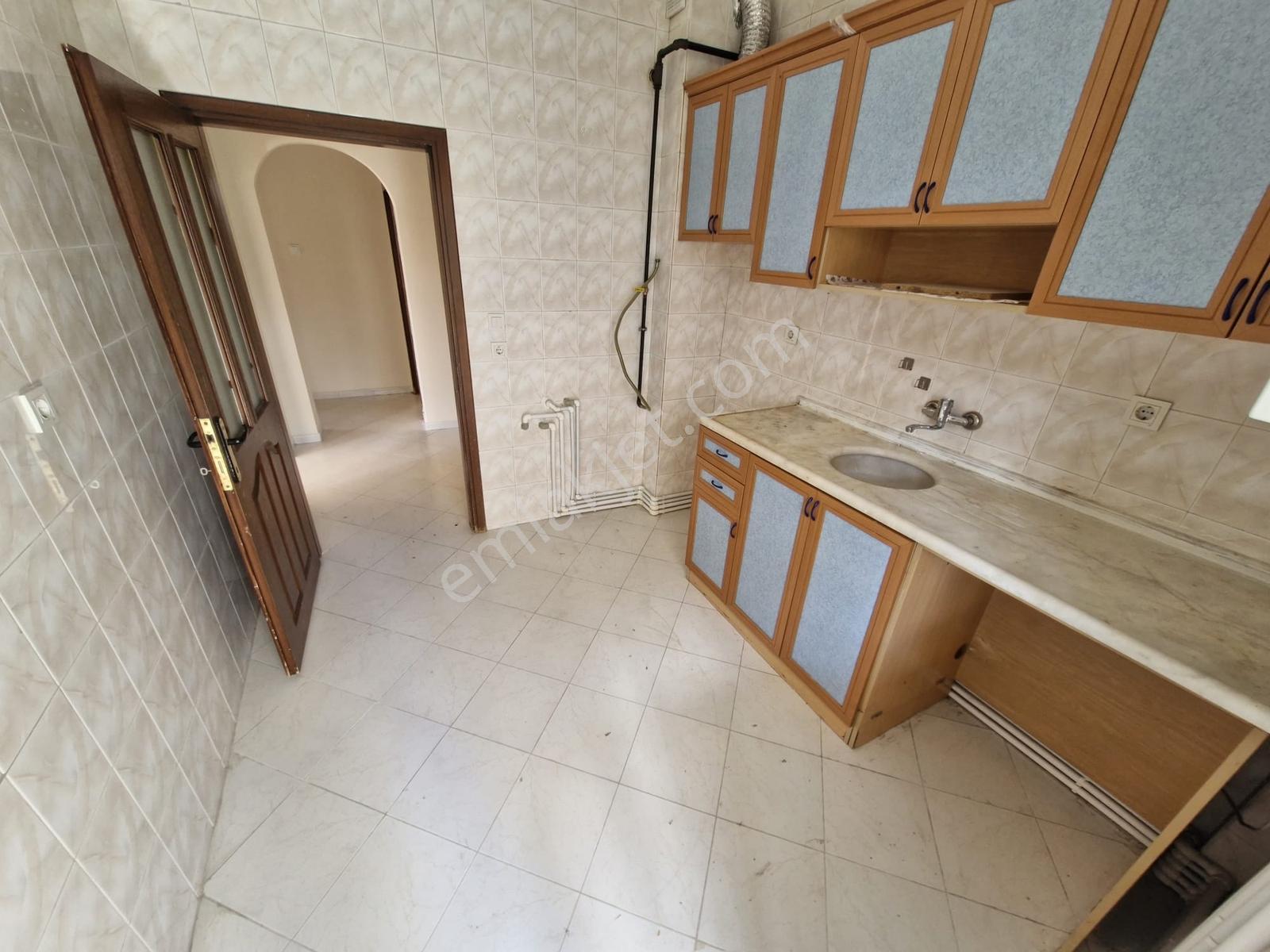 Birlik Mahallesi 473. Sokakta 1.kat Kiralık Kupon 3+1 Daire..... - Görsel 28