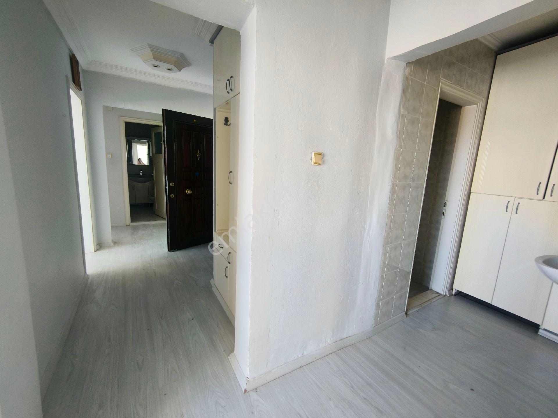Çarşı Merkezde 2+1 Satılık Daire - Görsel 7