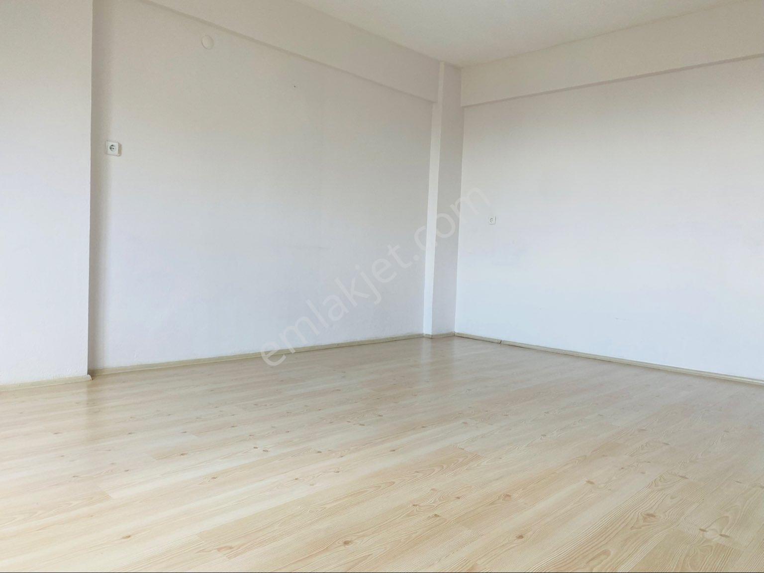 Mimarsinan Mah.kiralık 3+1 Çift Balkonlu 130 M2 Arakat Daire - Görsel 16