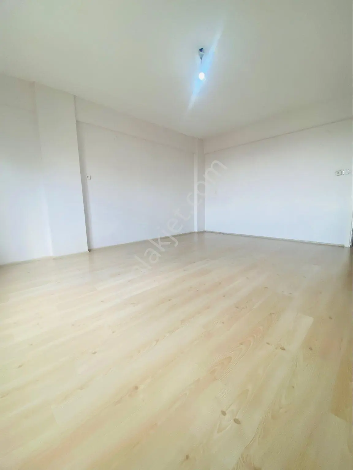Mimarsinan Mah.kiralık 3+1 Çift Balkonlu 130 M2 Arakat Daire - Görsel 14