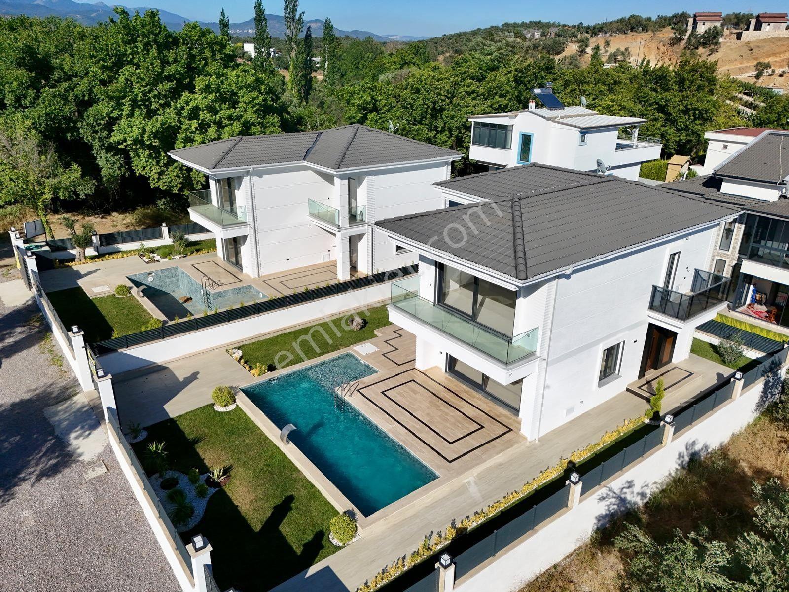 Gürede Kazdağları Esintili Müstakil Havuzlu Ultra Deluxe Villa - Görsel 35
