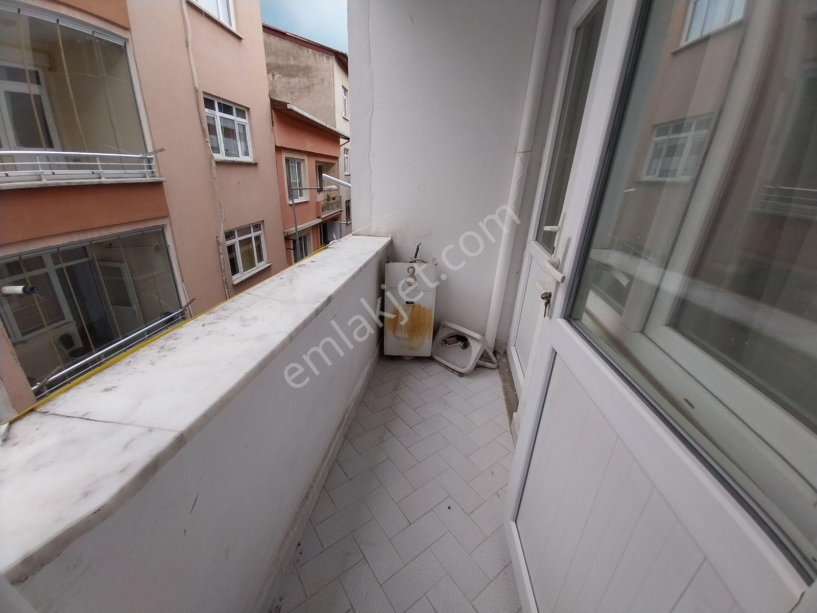 İzyap'tan Şarkiye'de Kiralık 3+1 Mantolamalı Güney Cephe Daire - Görsel 15
