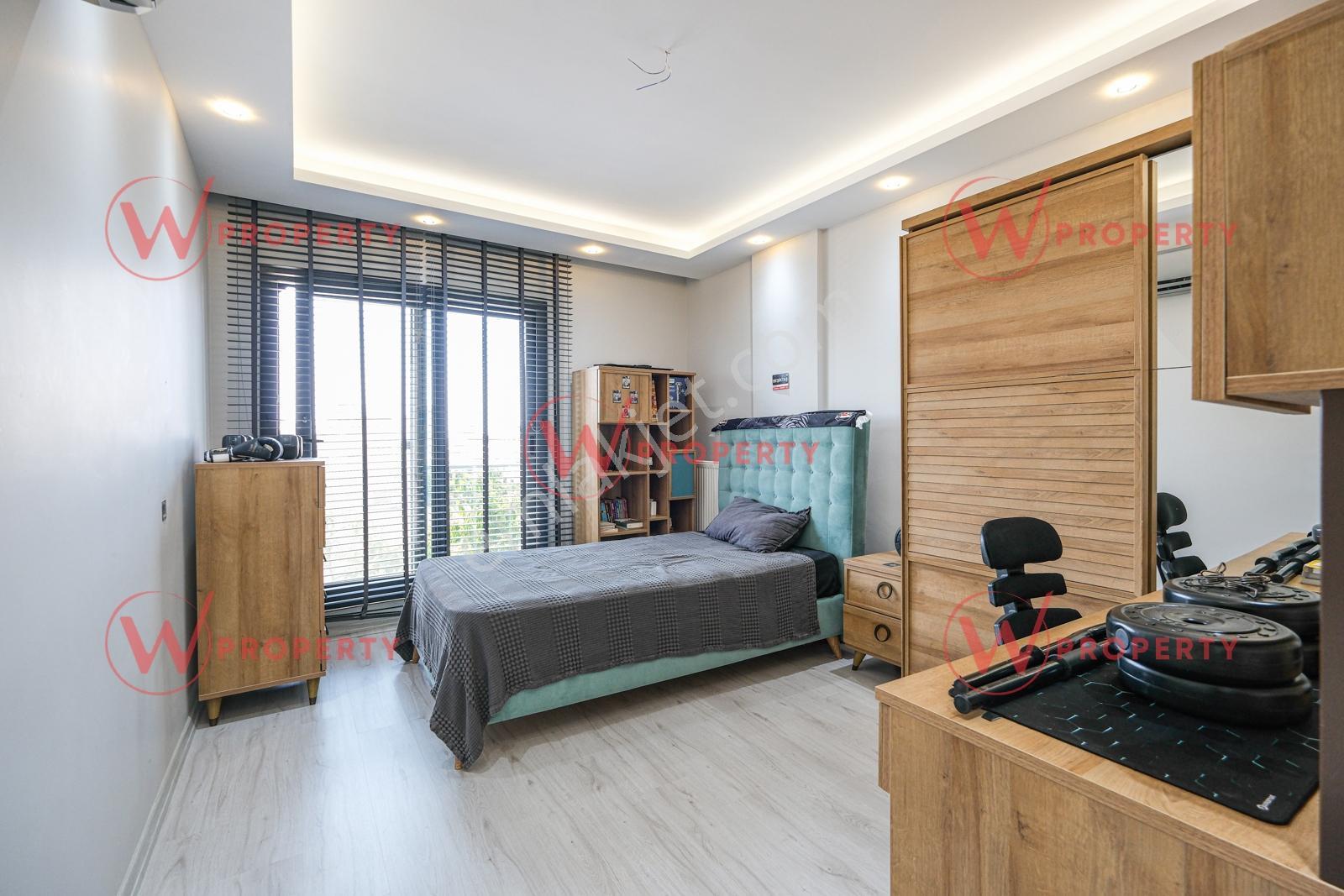 W Property Fuatmorel'de Bahçe Peyzajlı Lüks 4+1 Dubleks Villa - Görsel 20