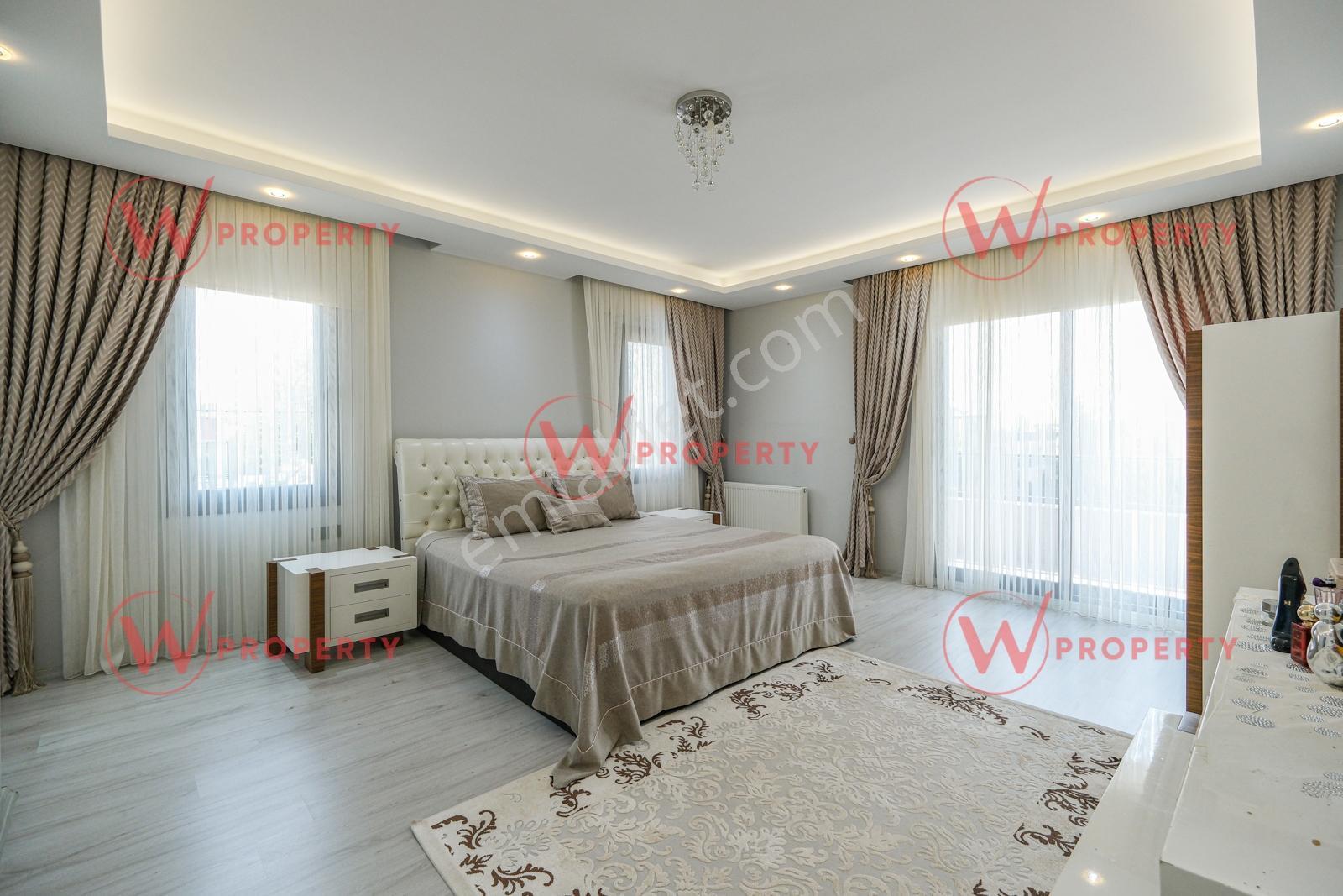 W Property Fuatmorel'de Bahçe Peyzajlı Lüks 4+1 Dubleks Villa - Görsel 16