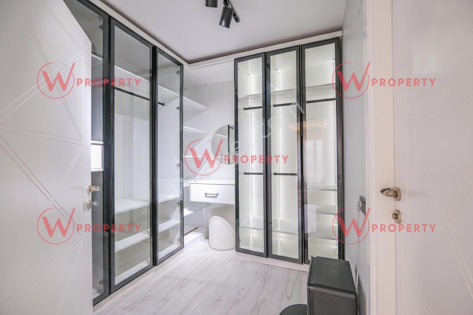 W Property Fuatmorel'de Bahçe Peyzajlı Lüks 4+1 Dubleks Villa - Görsel 17