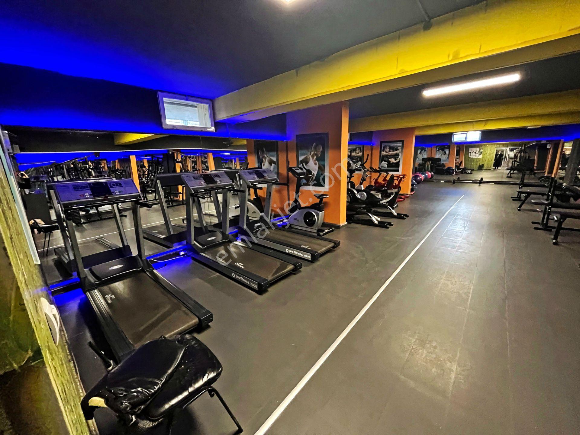 Aktif'ten Akçay'da Satılık Yüzme Havuzlu, Otoparklı Spor Salonlu Full Donanımlı 3+1 Dublex - Görsel 29