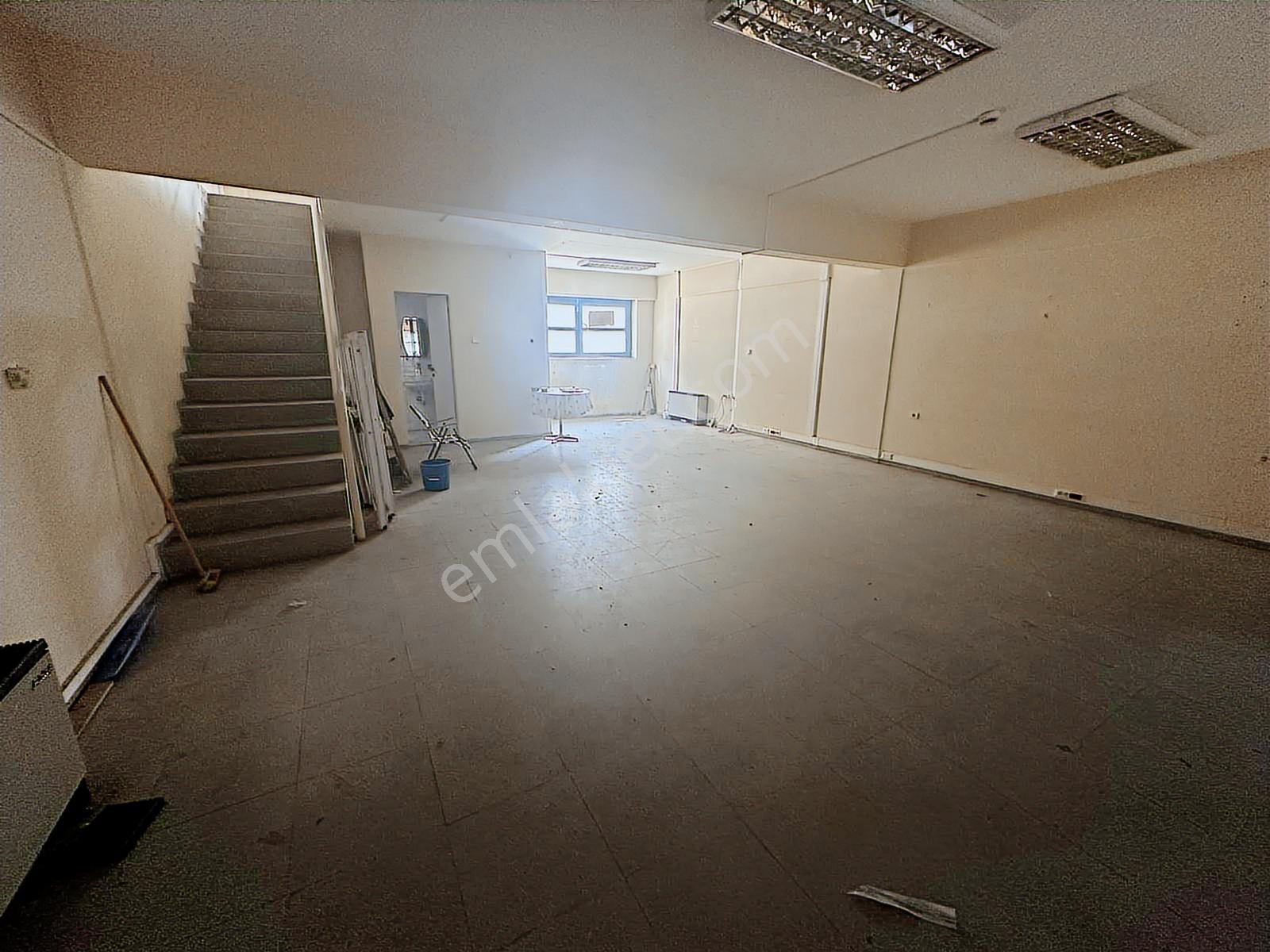 Tekstilkent Emlak'tan Kademeli Cadde'de 180 M2 Kiralık İş Yeri - Görsel 16