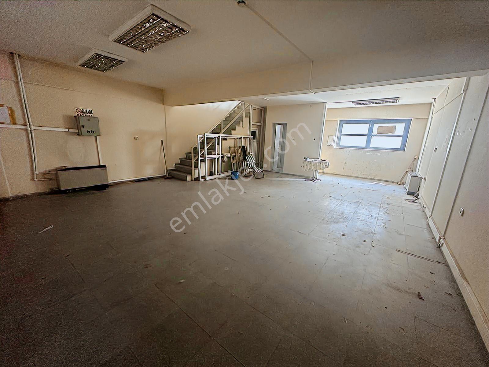 Tekstilkent Emlak'tan Kademeli Cadde'de 180 M2 Kiralık İş Yeri - Görsel 2
