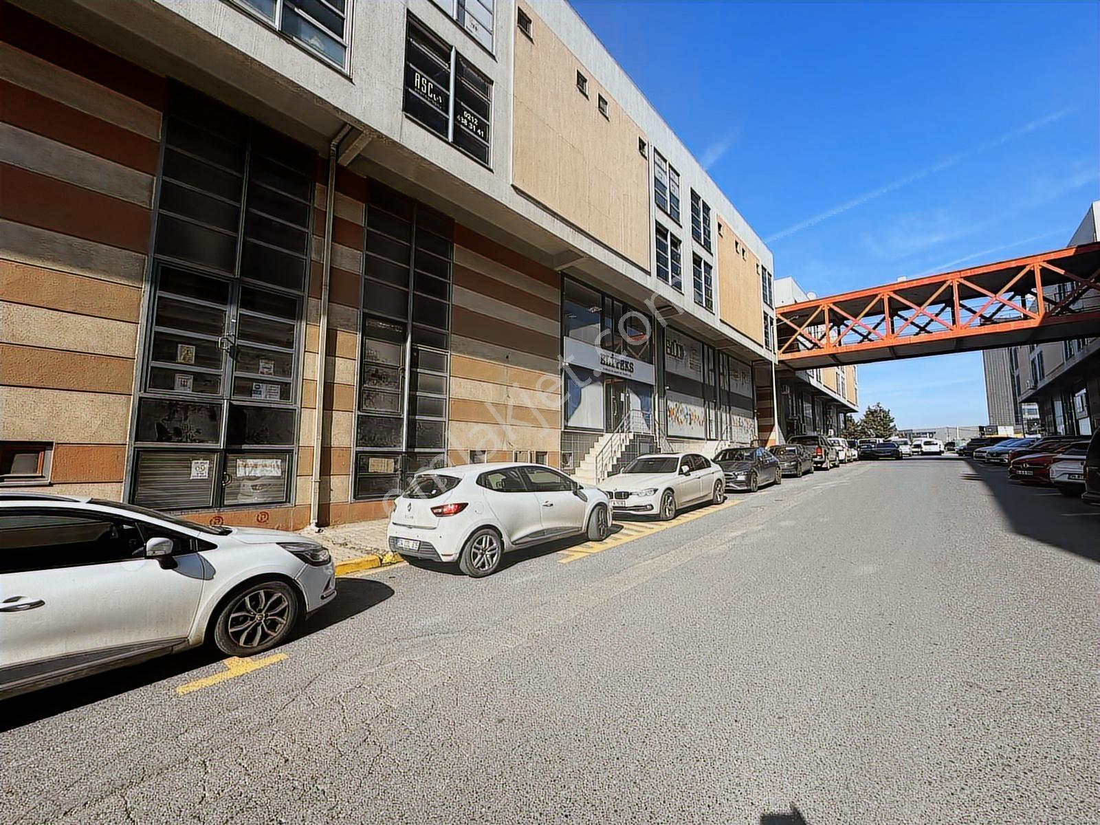 Tekstilkent Emlak'tan Kademeli Cadde'de 180 M2 Kiralık İş Yeri - Görsel 18