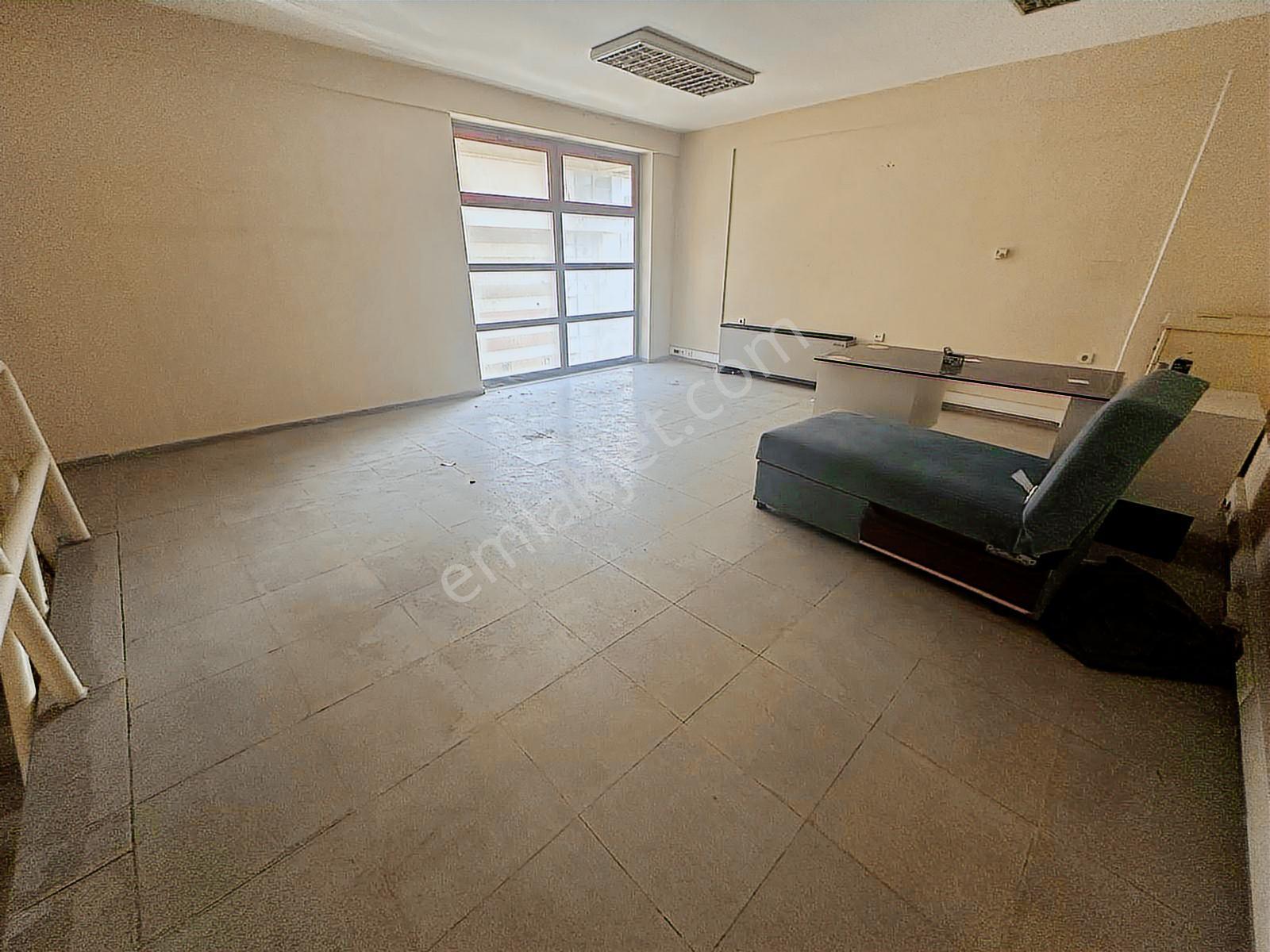Tekstilkent Emlak'tan Kademeli Cadde'de 180 M2 Kiralık İş Yeri - Görsel 5