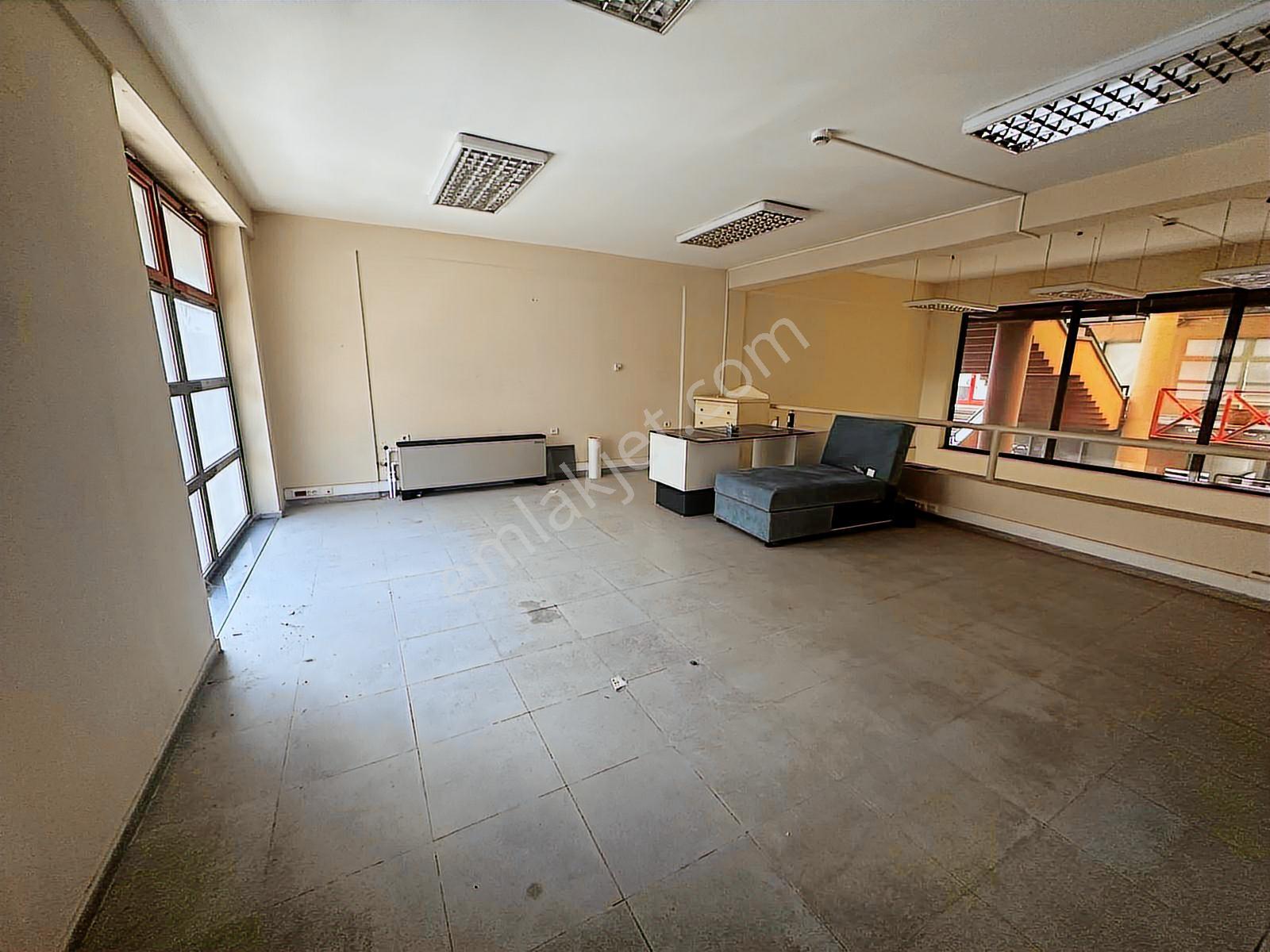 Tekstilkent Emlak'tan Kademeli Cadde'de 180 M2 Kiralık İş Yeri - Görsel 6