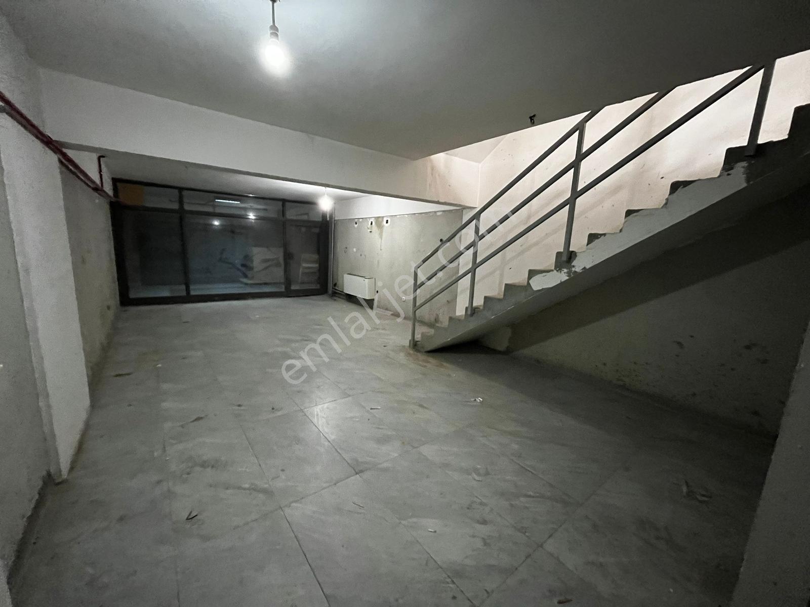 Em-of Emlak'tan Tır-kamyon Yanaşabilen 125 M2 Kiralık İş Yeri - Görsel 10