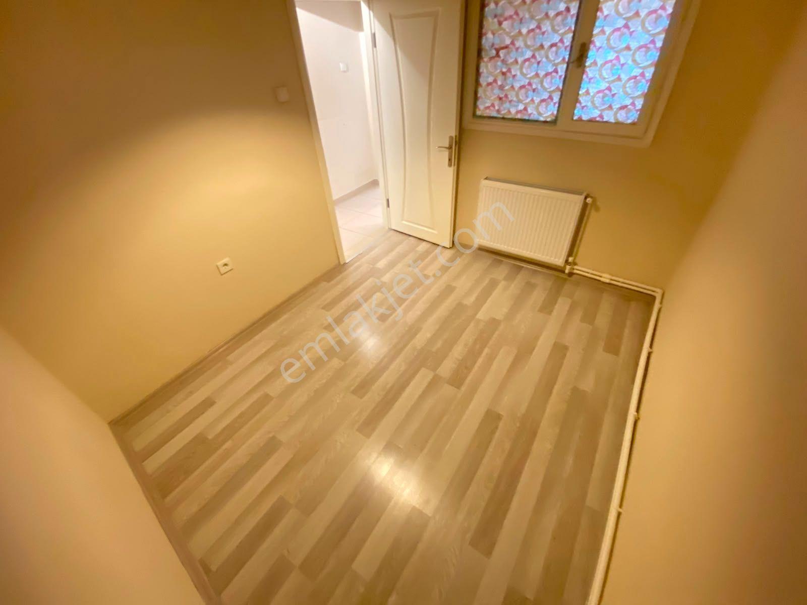 Alsancak Fuarın Dibinde 3+1 110m2 Dgazlı Arakat Asansörlü Kiralık Daire - Görsel 19