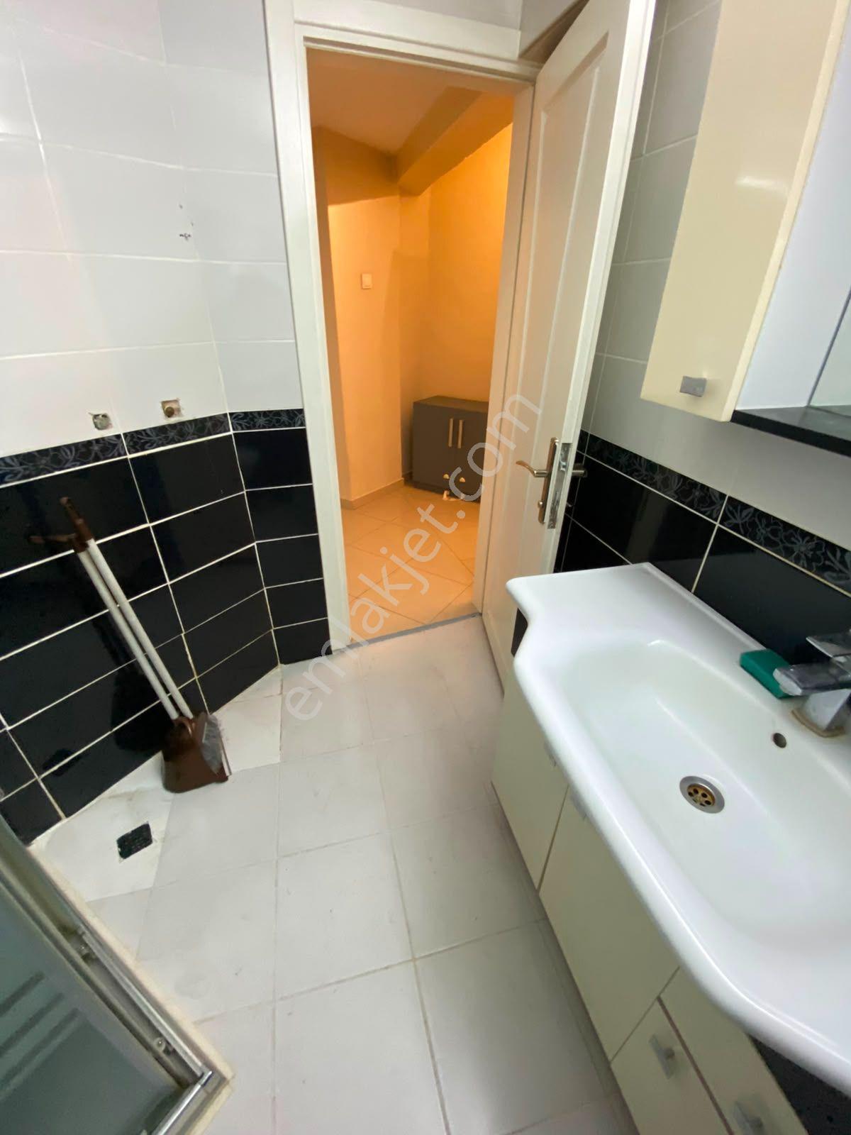 Alsancak Fuarın Dibinde 3+1 110m2 Dgazlı Arakat Asansörlü Kiralık Daire - Görsel 34