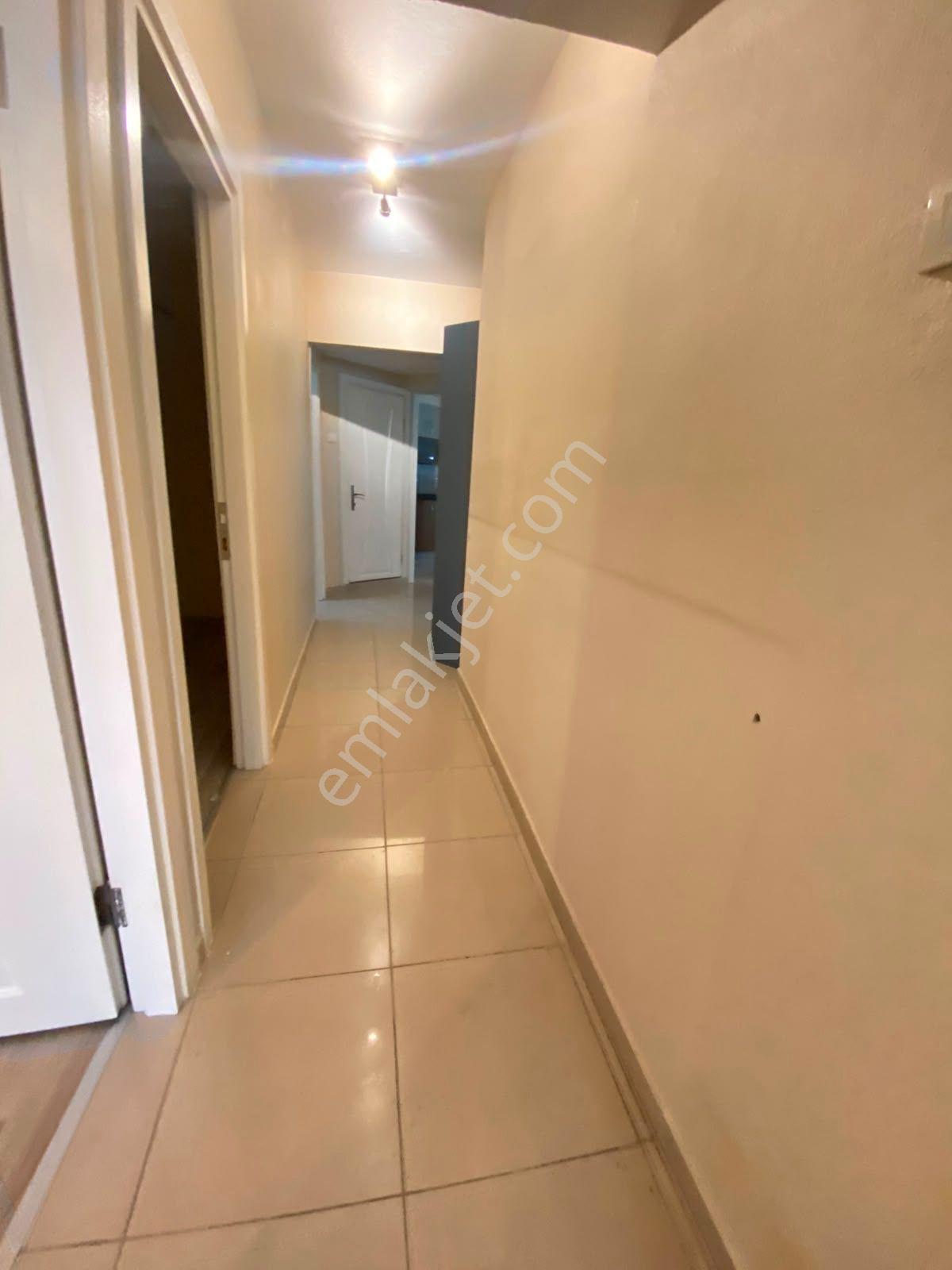 Alsancak Fuarın Dibinde 3+1 110m2 Dgazlı Arakat Asansörlü Kiralık Daire - Görsel 14