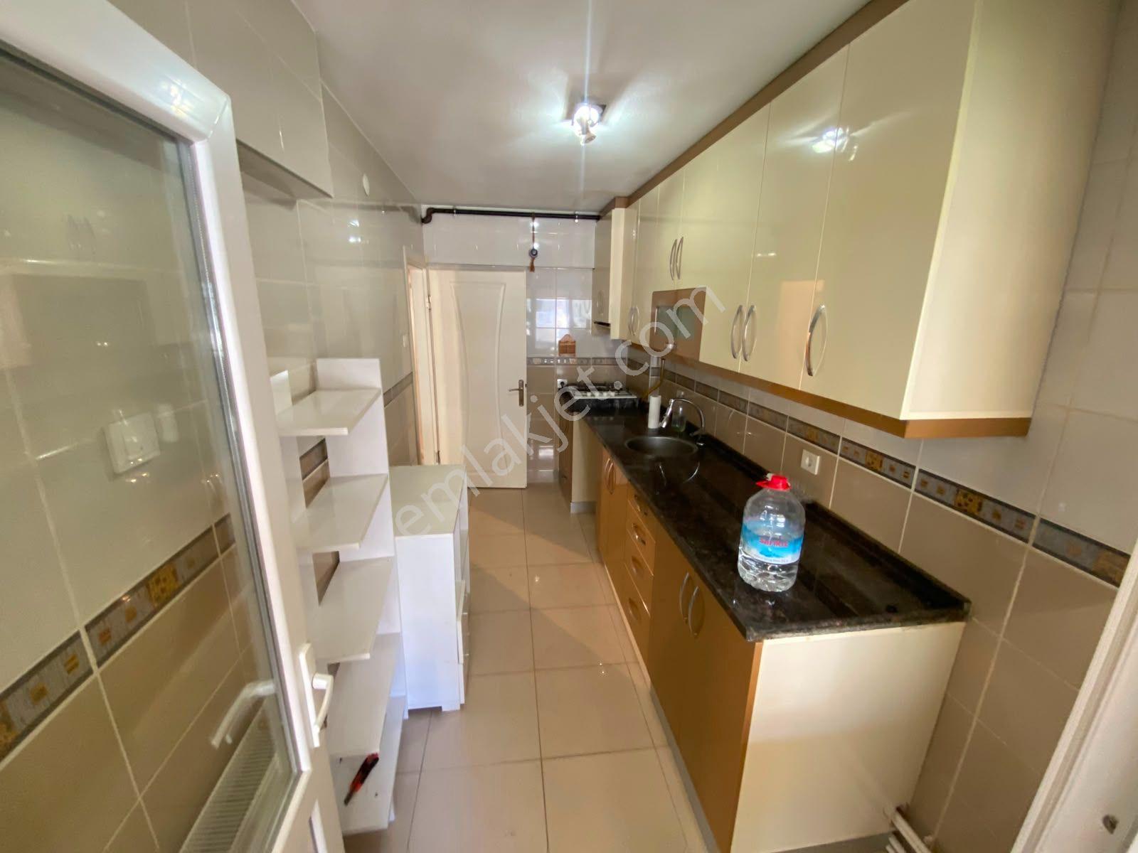 Alsancak Fuarın Dibinde 3+1 110m2 Dgazlı Arakat Asansörlü Kiralık Daire - Görsel 26