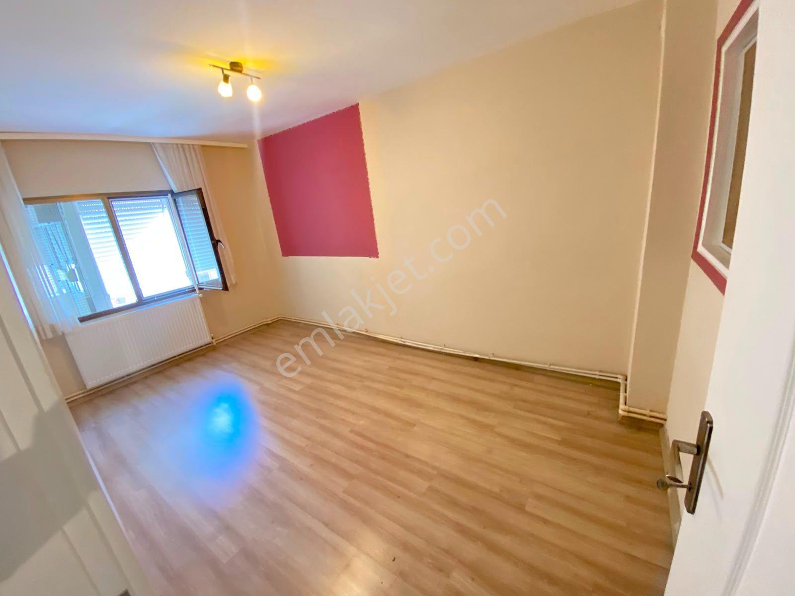 Alsancak Fuarın Dibinde 3+1 110m2 Dgazlı Arakat Asansörlü Kiralık Daire - Görsel 11
