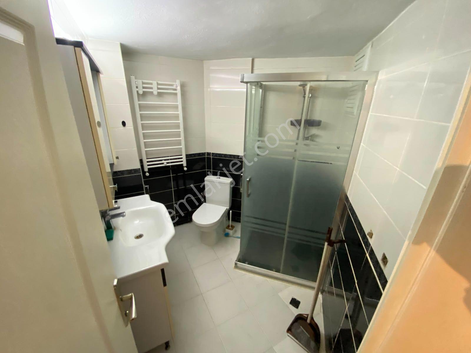 Alsancak Fuarın Dibinde 3+1 110m2 Dgazlı Arakat Asansörlü Kiralık Daire - Görsel 32