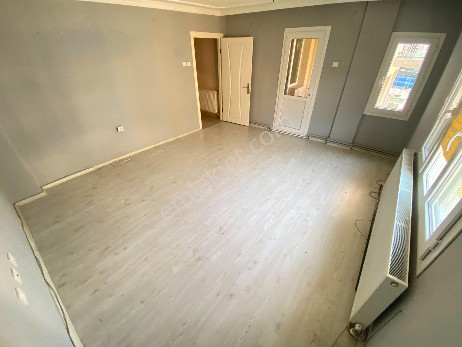 Alsancak Fuarın Dibinde 3+1 110m2 Dgazlı Arakat Asansörlü Kiralık Daire - Görsel 6