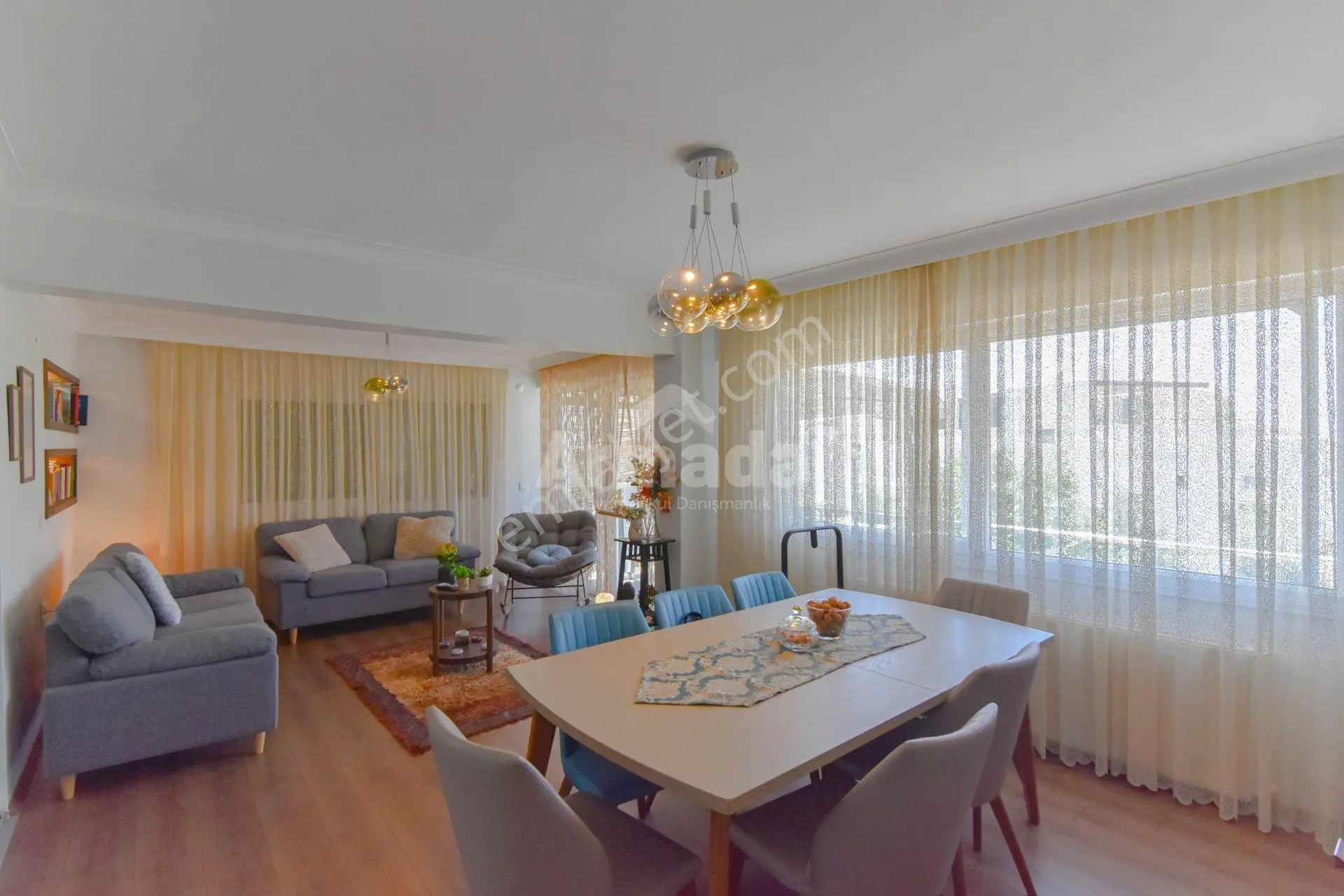 Kuşadası'nda Deniz Manzaralı Tam Müstakil 4+1 Villa - Görsel 5